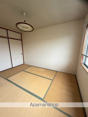 ロイヤルハイツコニーズIIの内装写真
