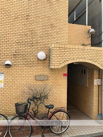 メゾンドアビルテの玄関写真