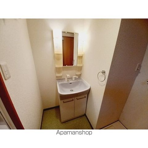 セレッソIKUWAの内装写真