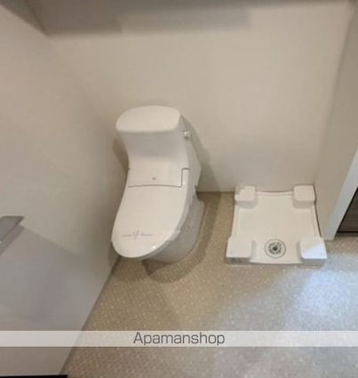 ジェノヴィア三ノ輪Ⅱスカイガーデン[1K/25.81m2]のトイレ