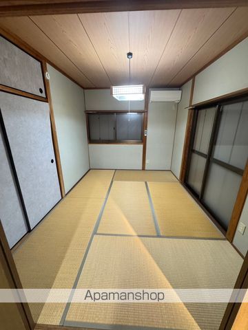 横山町堀内貸家の内装写真