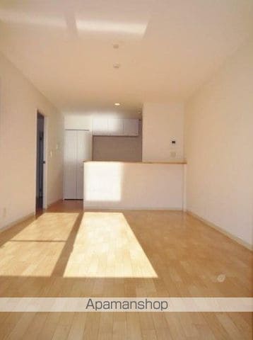 シャルマンフラットリヴァーIIIの内装写真