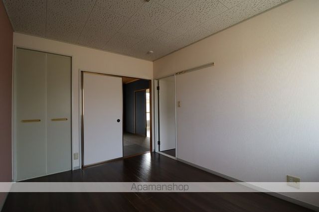 プレジール小野 F棟の内装写真