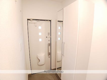 ソレイユカヤノⅥ[1LDK/44.7m2]の玄関