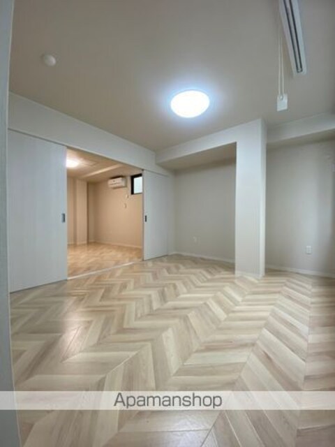 和歌山県和歌山市本町２丁目[2K/54m2]の内装2