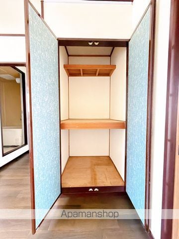 コーポ岡庭A棟の内装写真