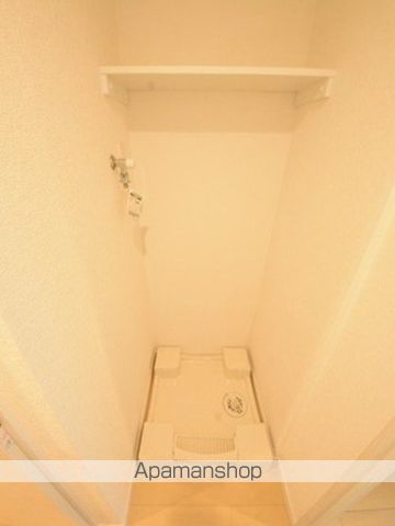 EVERTOW LIBERO KAMIIKEDAIの内装写真