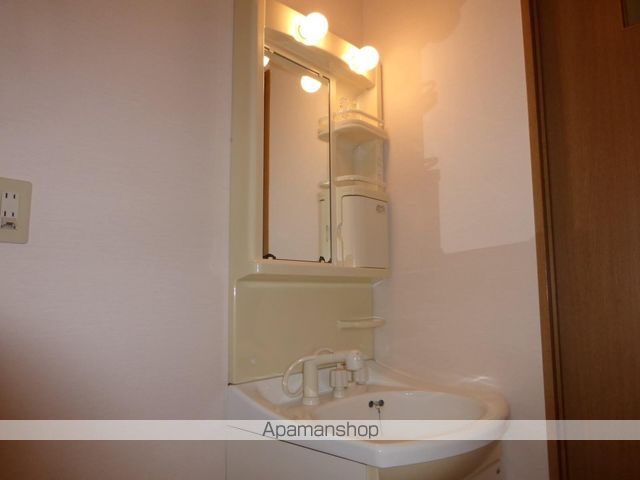アバンセタカA棟の内装写真