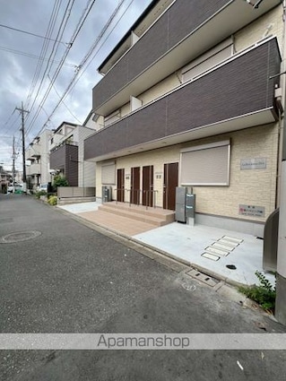 東京都杉並区堀ノ内３丁目[3LDK/76.7m2]のエントランス