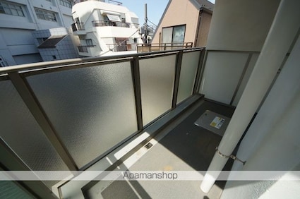 エルスタンザ代々木（旧ＫＤＸ代々木レジデンス）[1R/23.02m2]のバルコニー