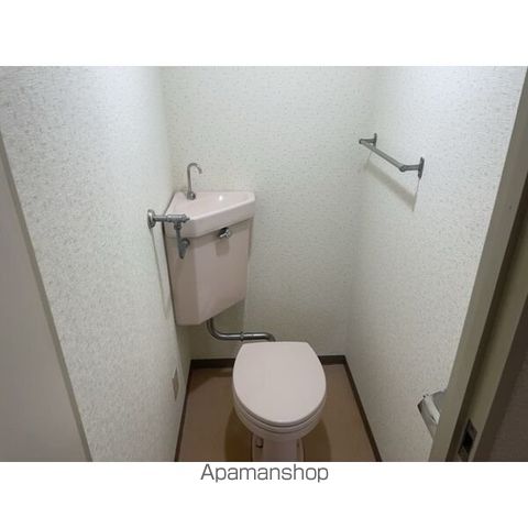 クレストテージ伏見の内装写真