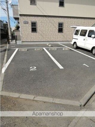 アムールゆう[1LDK/45.46m2]の駐車場