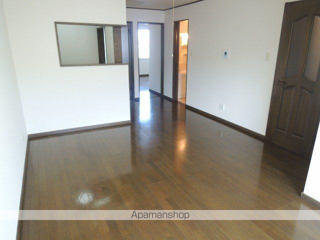 フジエール弐番館の内装写真