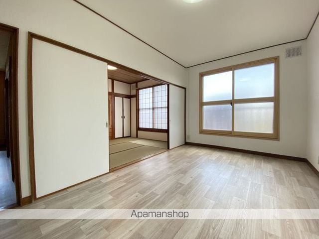 七飯町本町4丁目5番貸家の内装写真