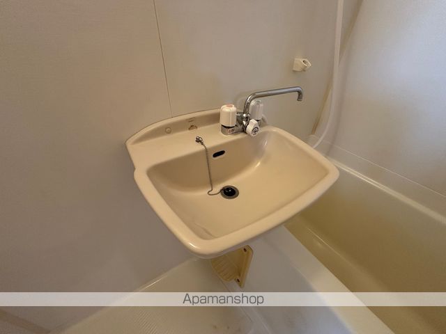 アイランドコロニーの内装写真