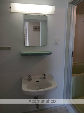 ハイコーポ利余 A棟の内装写真