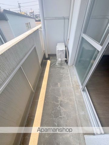 コスタ飛江田の内装写真
