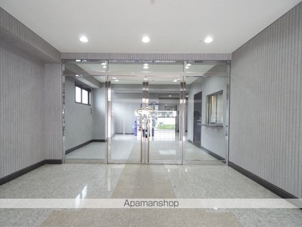 東京都三鷹市新川３丁目[1K/23.4m2]のロビー