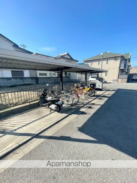 和歌山県和歌山市津秦[2LDK/58.27m2]の共用部