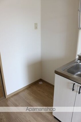 広島県尾道市高須町[1K/27.08m2]の内装1