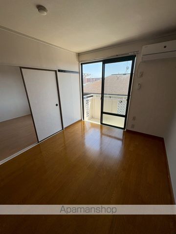 ラドンシティー鶴巻Aの内装写真