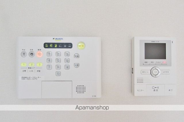 ホワイト バード II A棟の内装写真