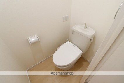 Ａｃｏｒｎ＆Ｓｕｎｆｌｏｗｅｒ[1K/26.67m2]のトイレ