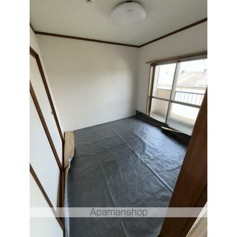 陰山建設マンションの内装写真