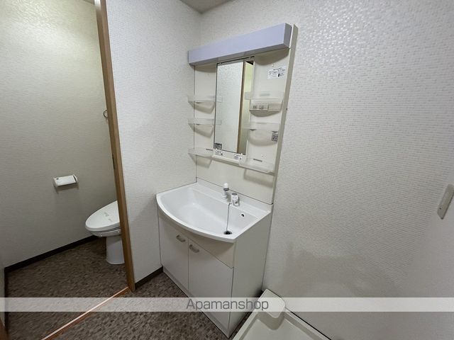 東千田町ハイムの内装写真
