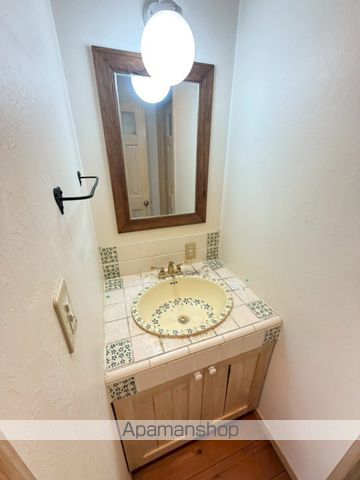 八王子市長沼戸建の内装写真