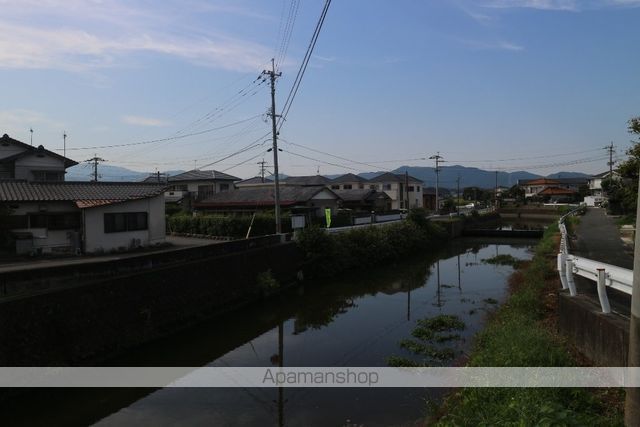 ミルキー ウェイ 参番館の外観写真