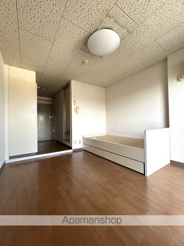 ユニデンス貝塚の内装写真