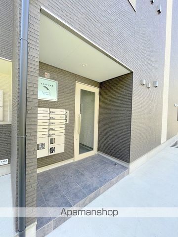 エステイトN湊の玄関写真