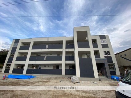 カーネル　ベイス[1LDK/41.32m2]の外観4