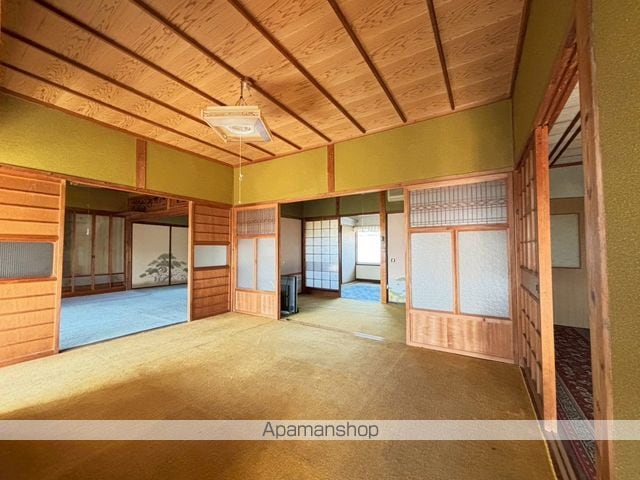 丸亀市飯山町7DKK戸建ての内装写真