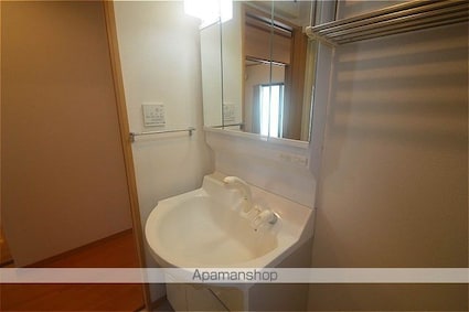 石橋町貸家[3LDK/105.08m2]の洗面所