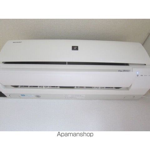 ロイヤルハイツ東八の内装写真