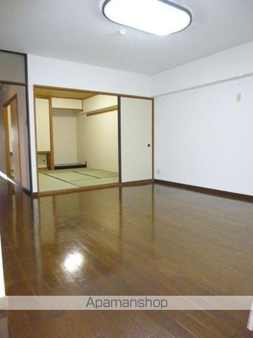 クリスタージュ壱番館の内装写真