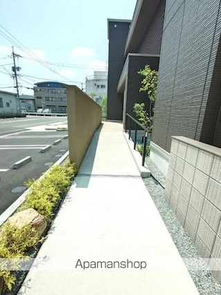 ボン・メゾン東福山[3LDK/71.24m2]の共用部1