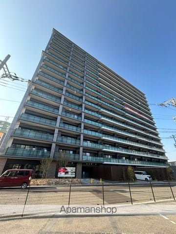 ヴェリテ東岸和田駅前の外観写真
