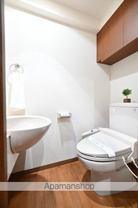 東京都渋谷区本町６丁目[1DK/29.36m2]のトイレ