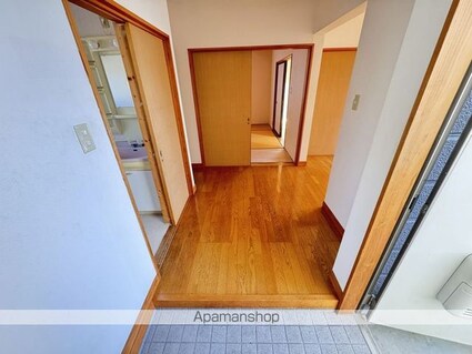 コーポアサカ[2DK/46.5m2]の玄関