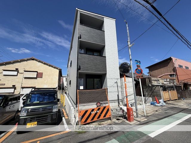 シャンタラム SUITAの外観写真