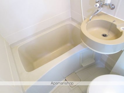 東京都中野区南台５丁目[1R/33.6m2]のバス