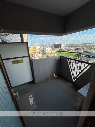 TKHーIIの内装写真