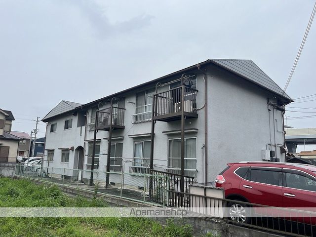 西山ハイツの外観写真