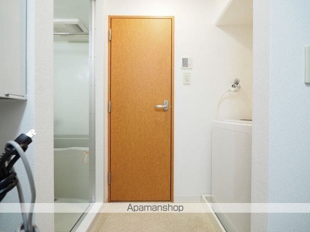CANVASSすすきのの内装写真