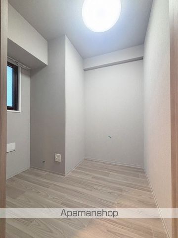 IRVINGNEO岸里TAMADEの内装写真