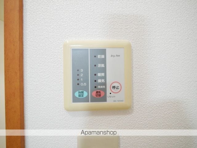 CANVASSすすきのの内装写真