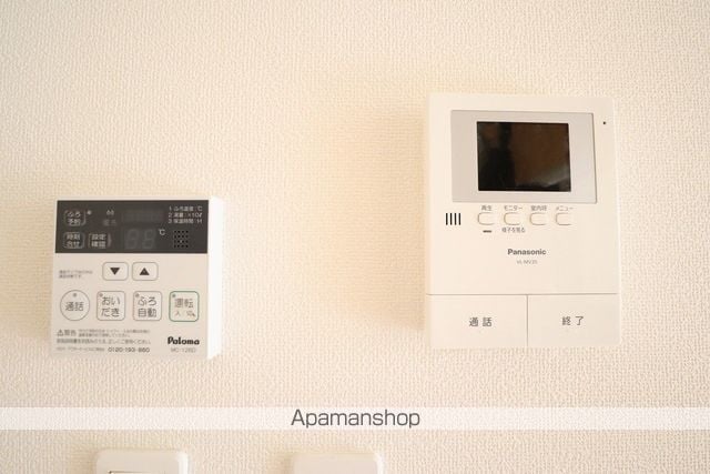 チェリートマトの内装写真